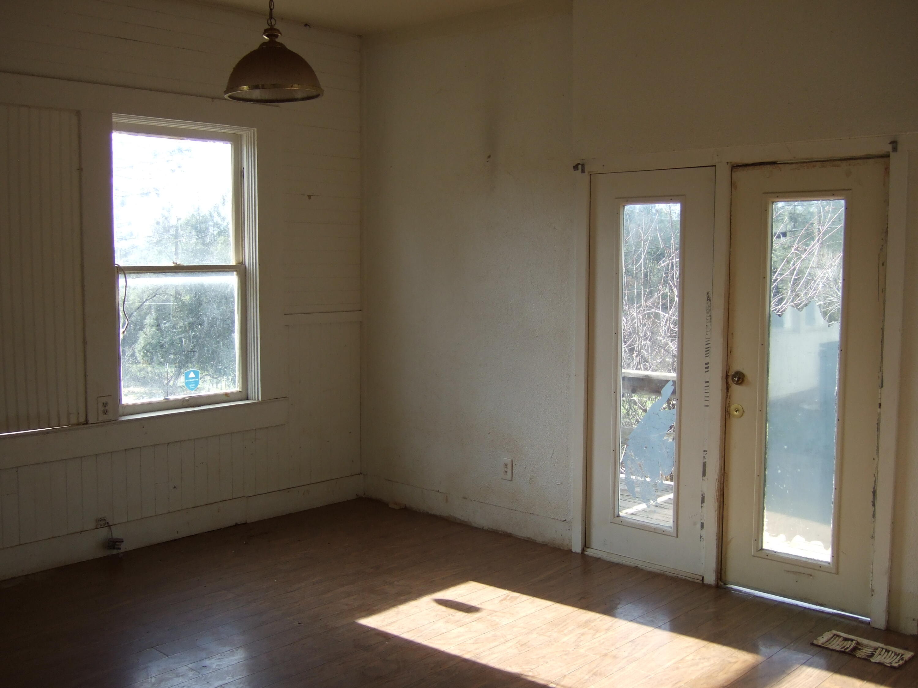 13582 Oak Run Road Oak Run, CA 96069 - Photo 10 of 14 2022-01-18 13.10.18