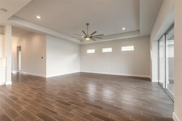 $3,500 | 301 Aquamarine Way, Daytona Beach, FL 32124