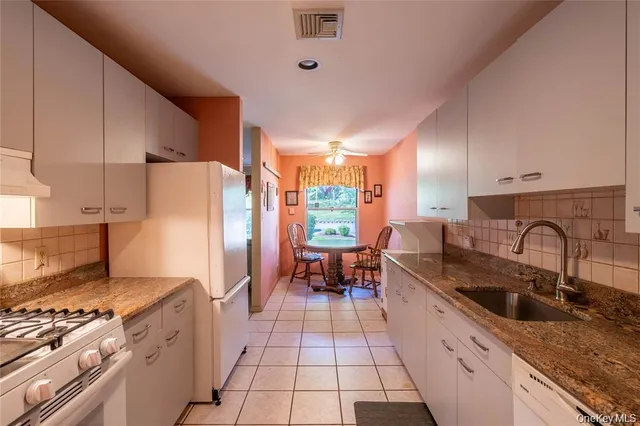 $2,800 | 207 Arlin Road, Unit 207, Monroe, NY 10950