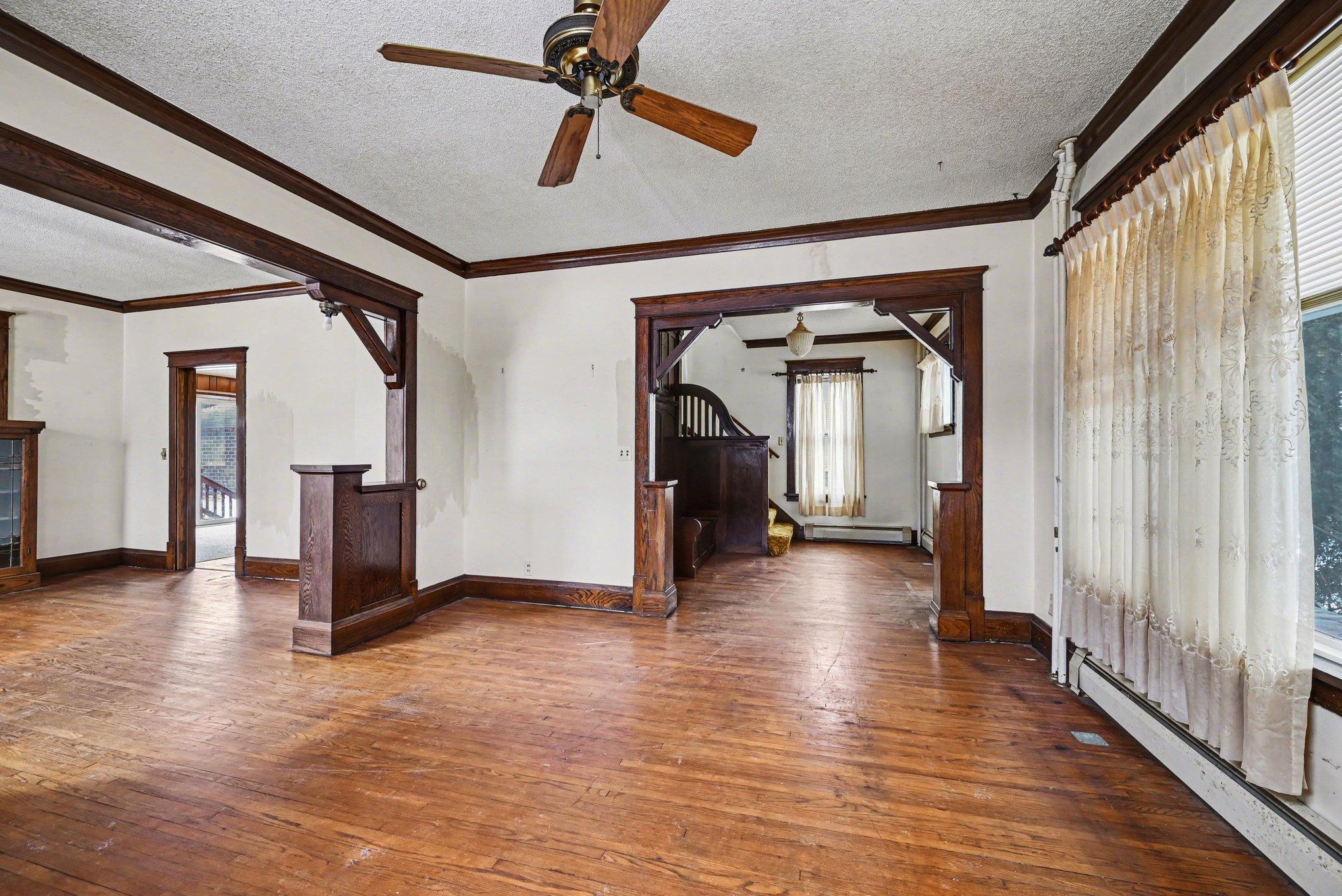 609 Forest Street Kenyon, MN 55946 - Photo 4 of 29