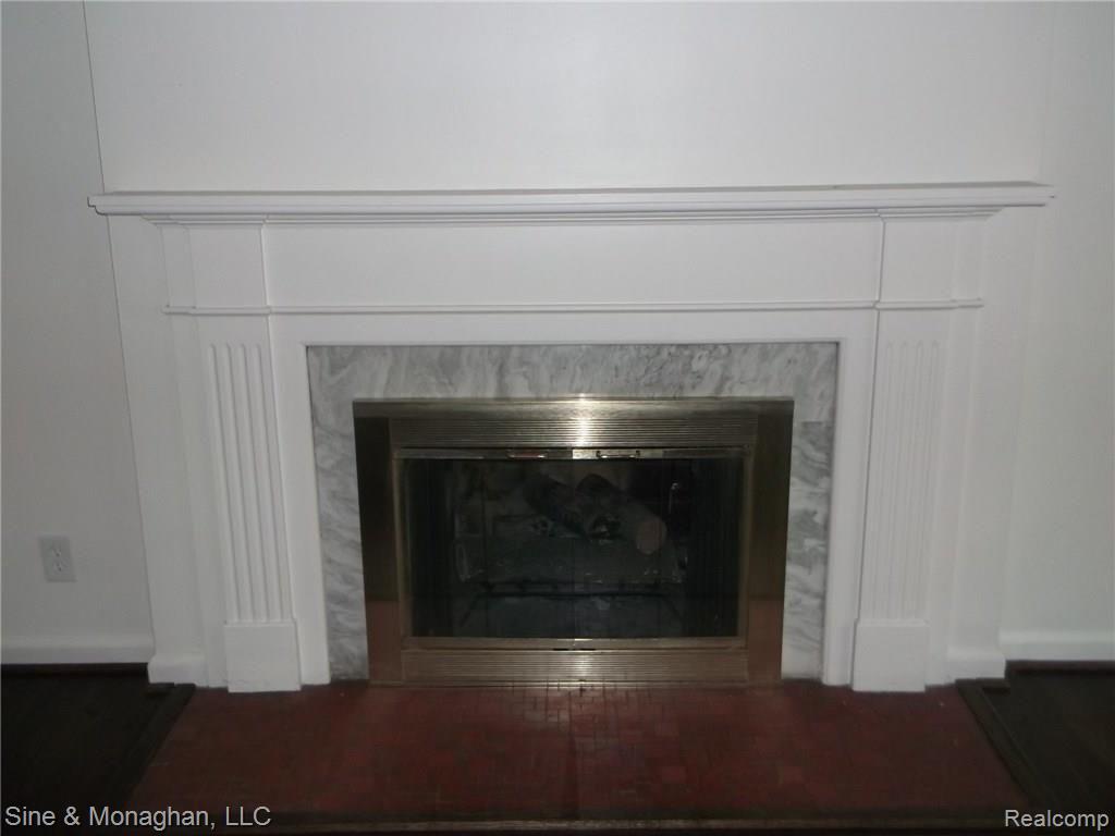 724 Trombley Road Grosse Pointe Park, MI 48230 - Photo 3 of 13