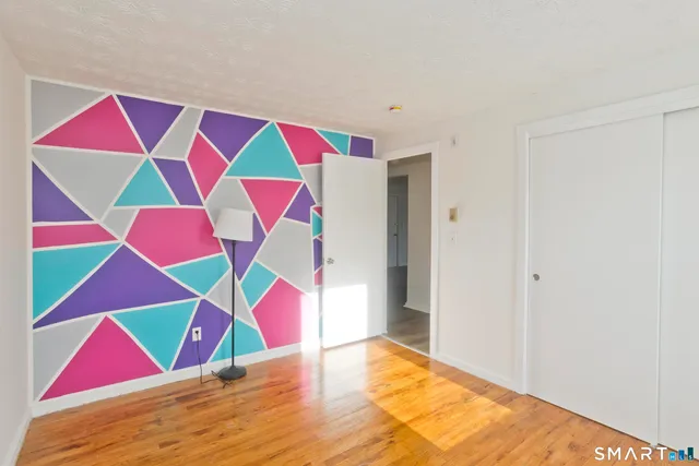 $190,000 | 949 Pleasant Valley Road, Unit 4 12, South Windsor, CT 06074