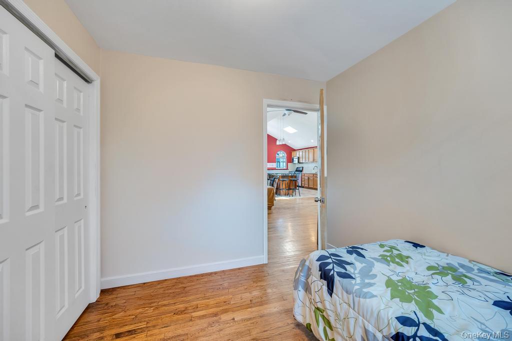 96 Rosedale Road Valley Stream, NY 11581 - Photo 27 of 45