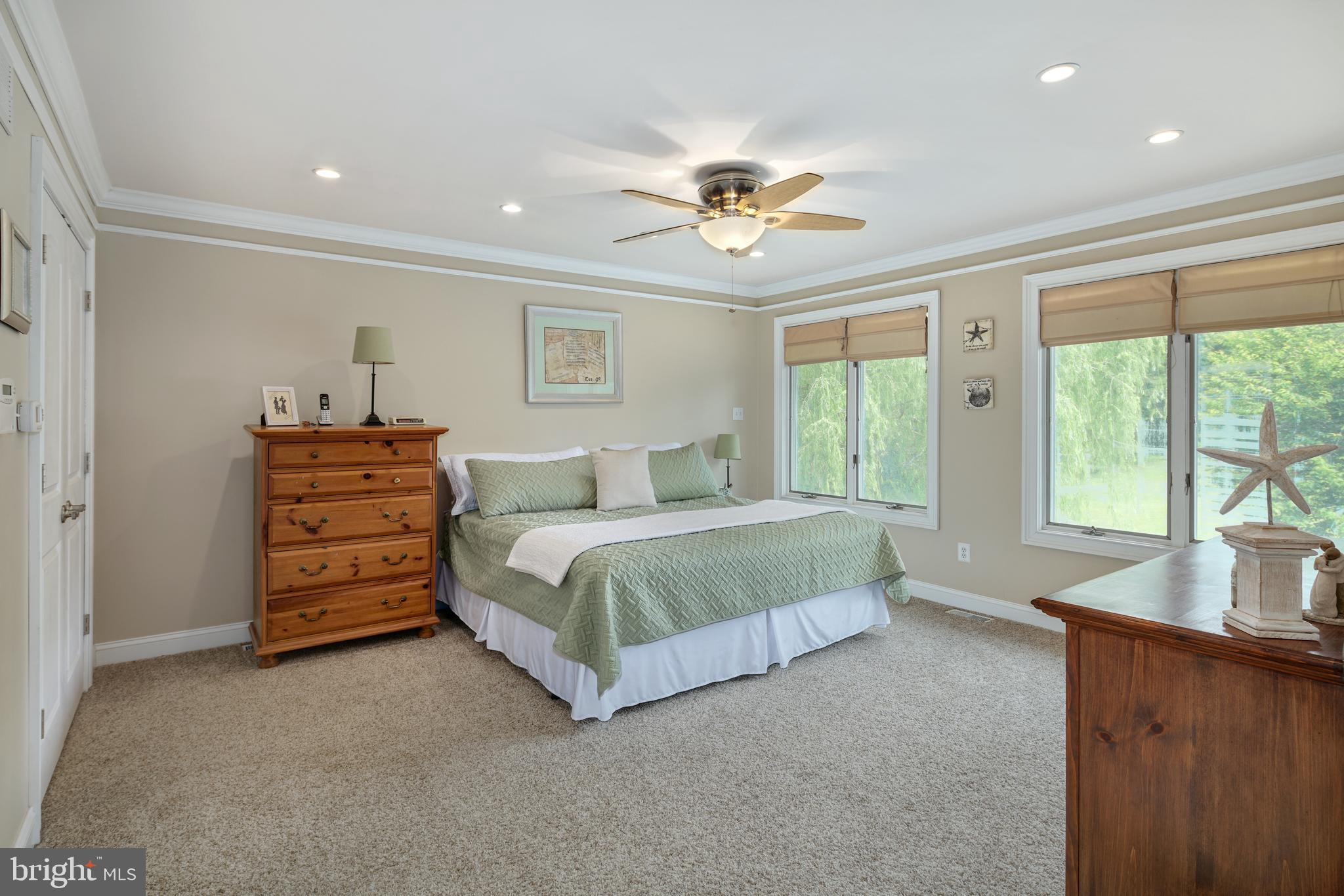 27 Garwin Road Swedesboro, NJ 08085 - Photo 22 of 34 Large Master Bedroom