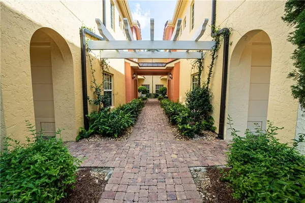 $6,200 | 8600 Via Rapallo Drive, Unit 204, Estero, FL 33928