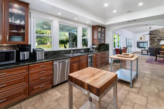 $2,949,000 | 35715 Calle Nopal, Temecula, CA 92592