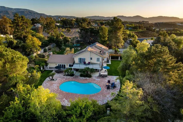 $2,949,000 | 35715 Calle Nopal, Temecula, CA 92592