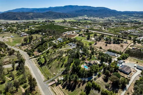 $2,949,000 | 35715 Calle Nopal, Temecula, CA 92592