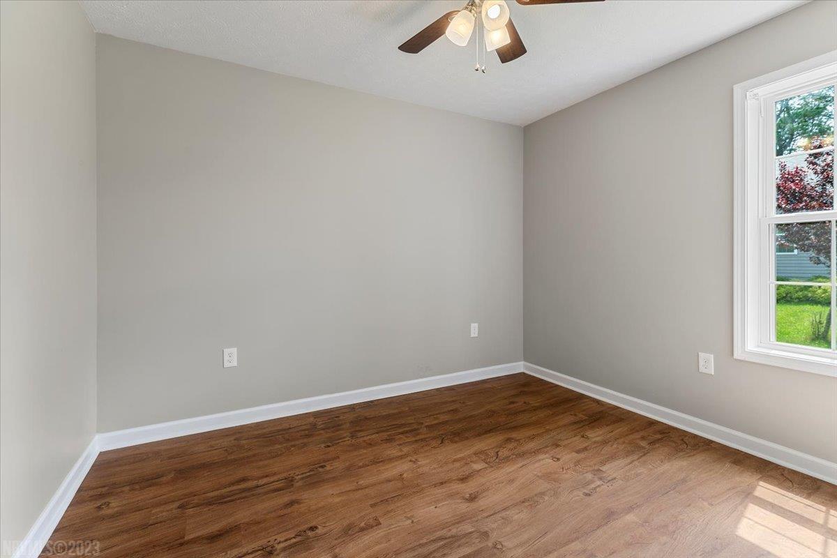 7694 Brooklyn Road Radford, VA 24141 - Photo 23 of 45 Gallery Image 23