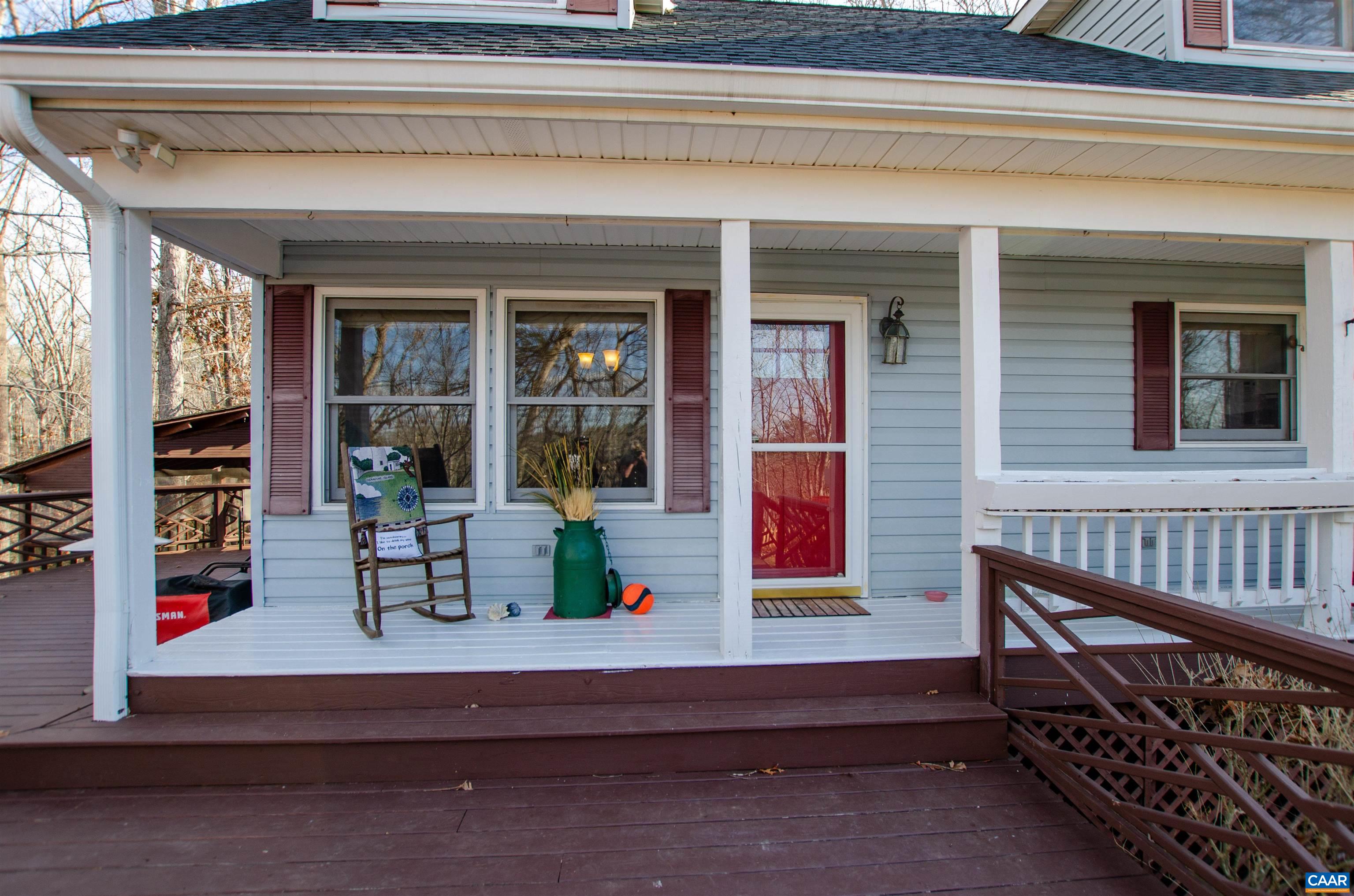 1709 Courthouse Road Palmyra, VA 22963 - Photo 5 of 59