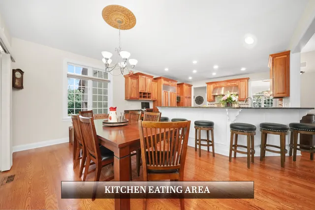 $1,400,000 | 83 South Wynstone Drive, North Barrington, IL 60010