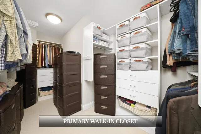 $1,400,000 | 83 South Wynstone Drive, North Barrington, IL 60010