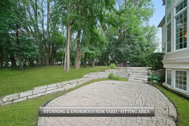 $1,400,000 | 83 South Wynstone Drive, North Barrington, IL 60010