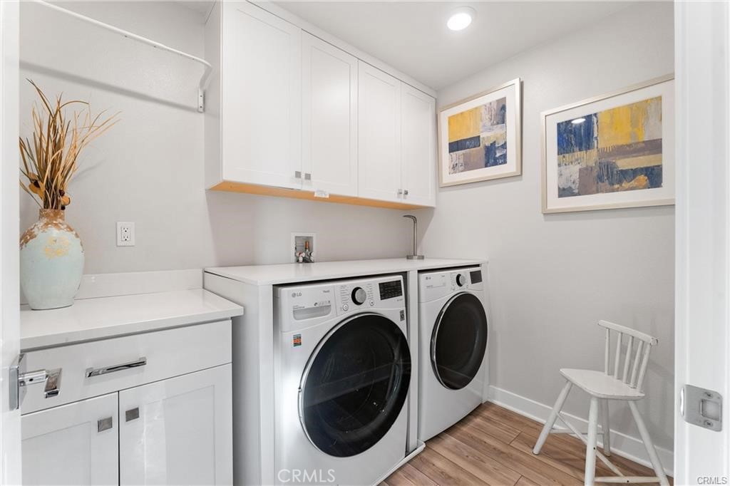 117 Denali Lake Forest, CA 92630 - Photo 13 of 40 a utility room with dryer and washer