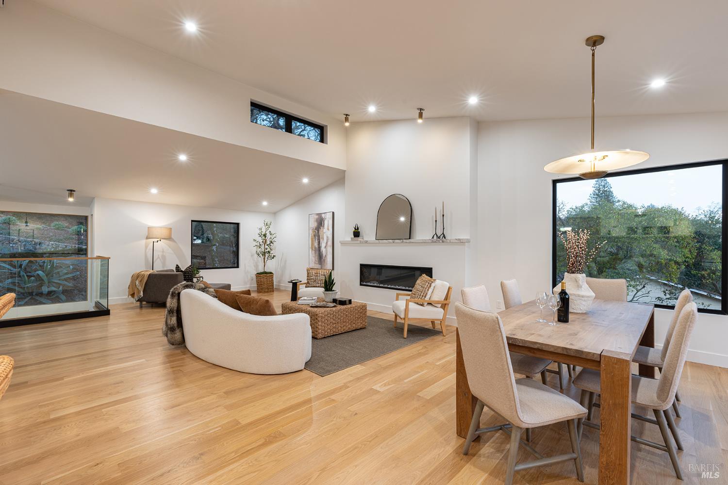 559 East Spring Street Napa, CA 94559 - Photo 4 of 74