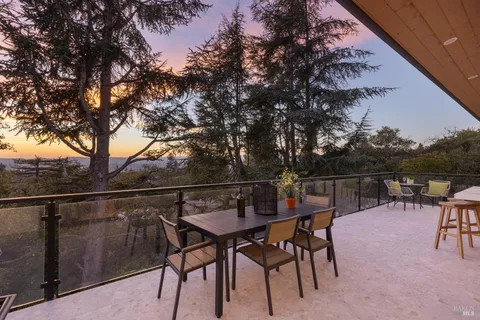 $2,850,000 | 559 East Spring Street, Napa, CA 94559