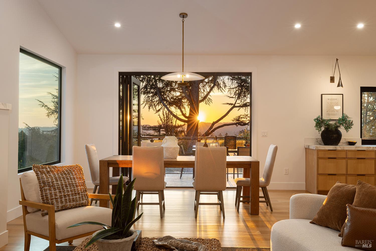 559 East Spring Street Napa, CA 94559 - Photo 8 of 74