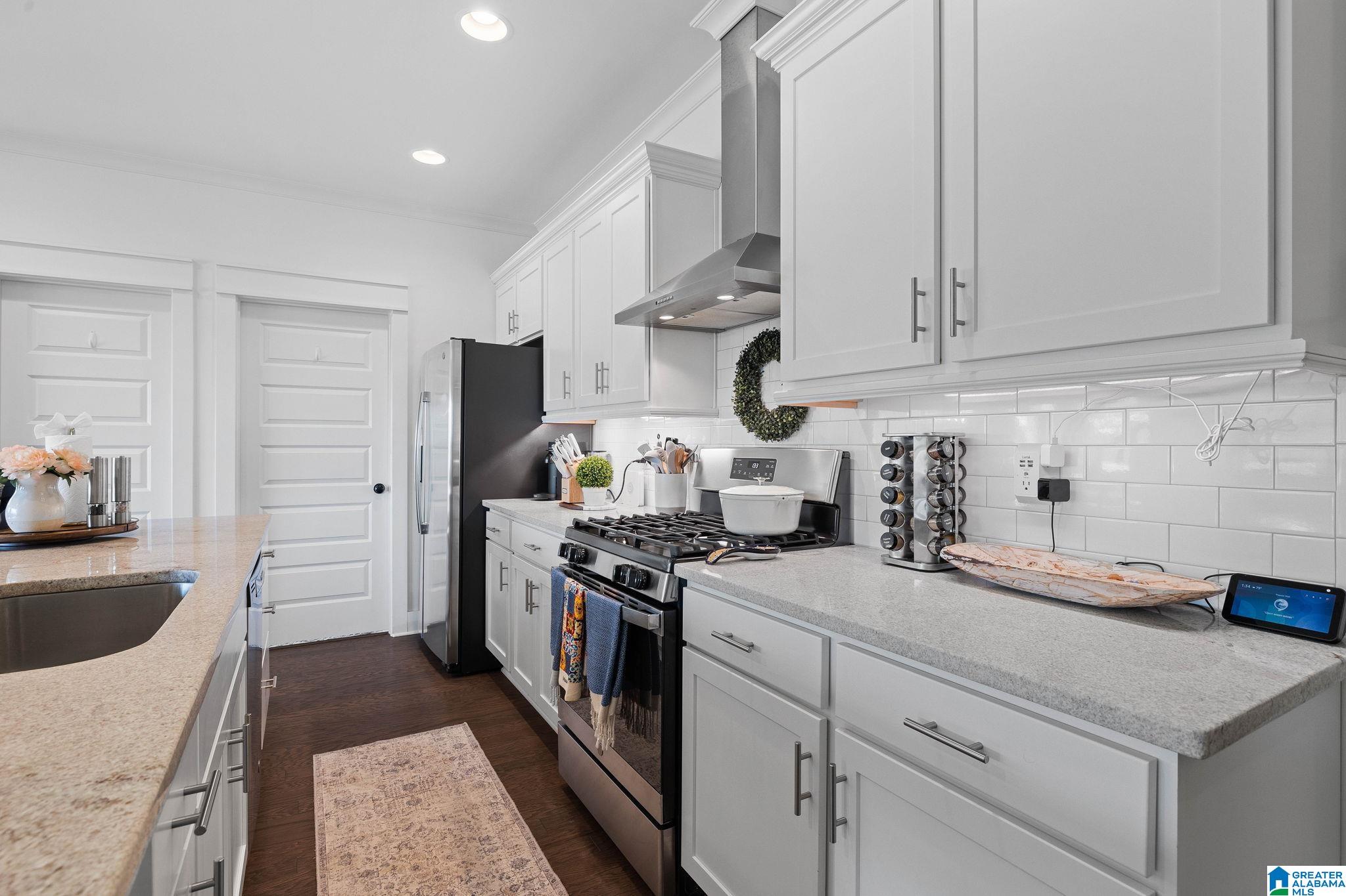 746 Pineview Road Birmingham, AL 35210 - Photo 28 of 47