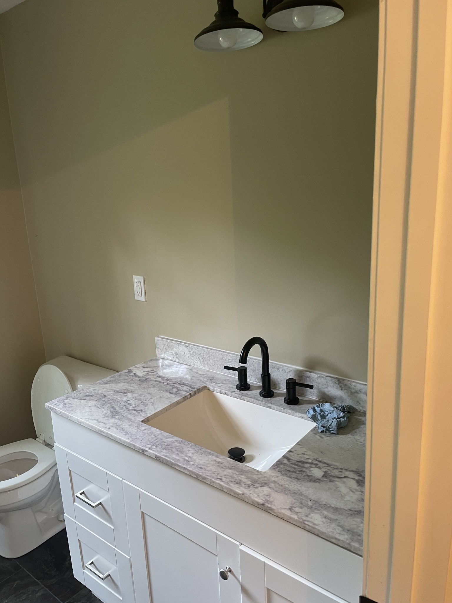 207 Chipman Road Bethpage, TN 37022 - Photo 31 of 31 Upstairs Bath