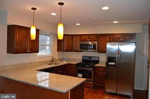 1806 Brierfield Road Oxon Hill, MD 20745 - Photo 2 of 17 Gallery Image 2