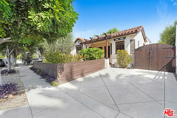 $5,100 | 2526 Clyde Avenue, Los Angeles, CA 90016