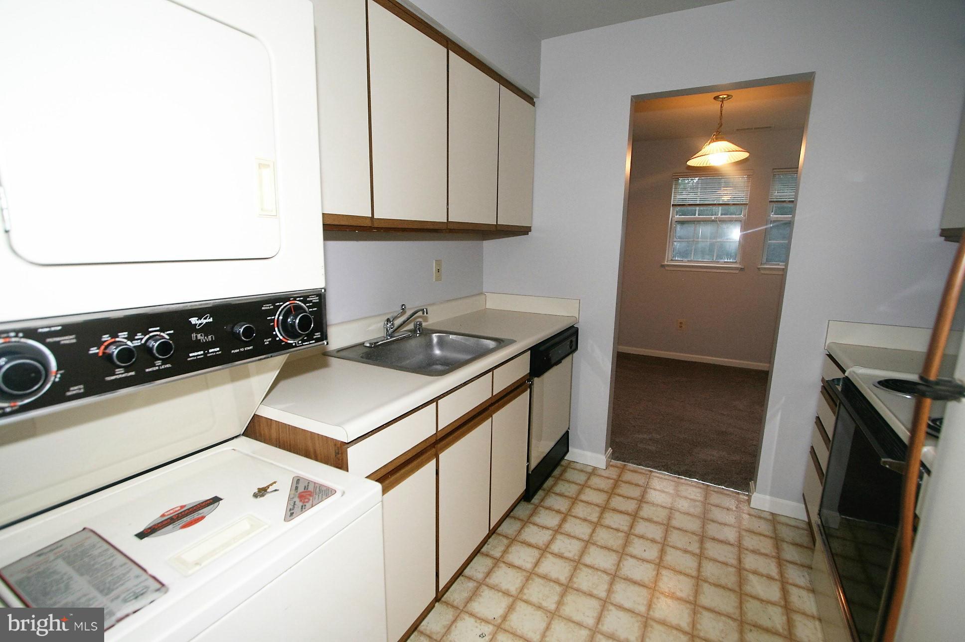 8583 Falls Run Road, Unit C Ellicott City, MD 21043 - Photo 11 of 21 Kitchen