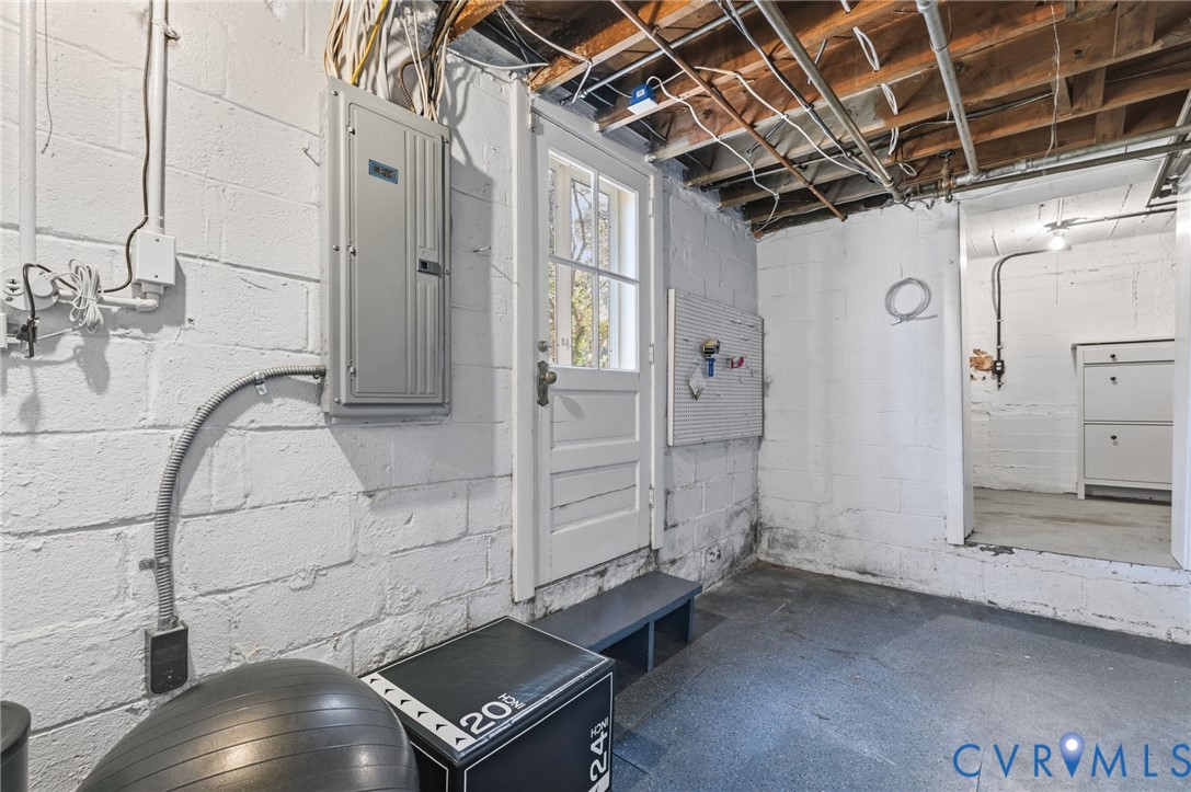 4305 Hillcrest Road Richmond, VA 23225 - Photo 31 of 37