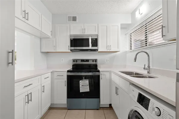 $1,450 | 1108 Bartow Road, Unit 100, Lakeland, FL 33801