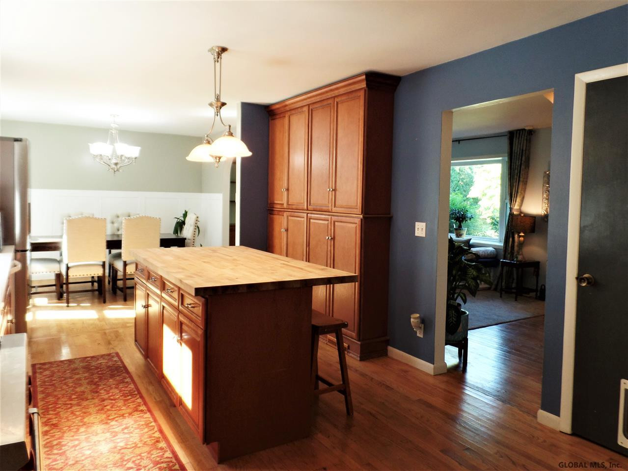 44 Elwood Road Bethlehem, NY 12054 - Photo 5 of 35 Photo 5
