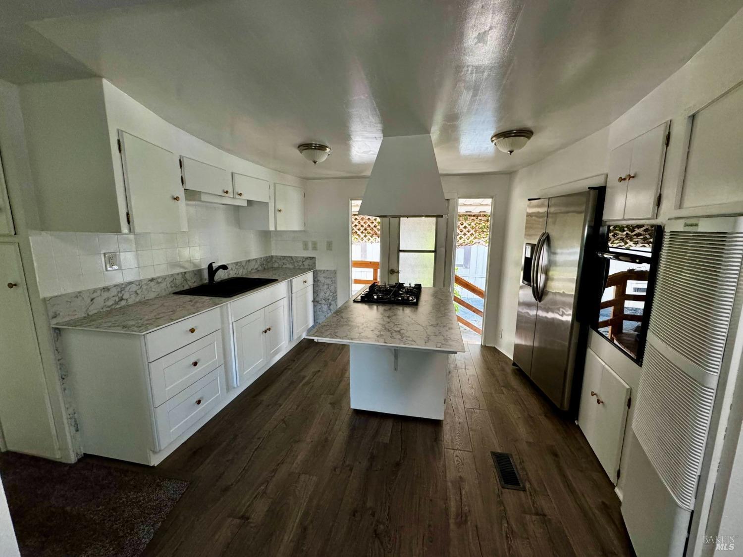 129 Redwing Drive Santa Rosa, CA 95409 - Photo 2 of 27