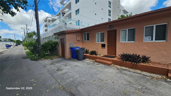 $1,550 | 1830 Monroe Street, Unit 1834, Hollywood, FL 33020
