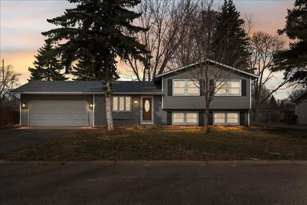 $435,000 | 16263 Fishing Way, Rosemount, MN 55068