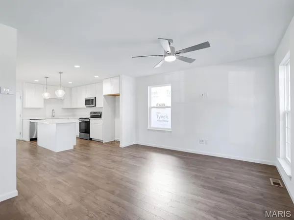 $338,288 | 314 Fall Harvest Parkway, Wentzville, MO 63385