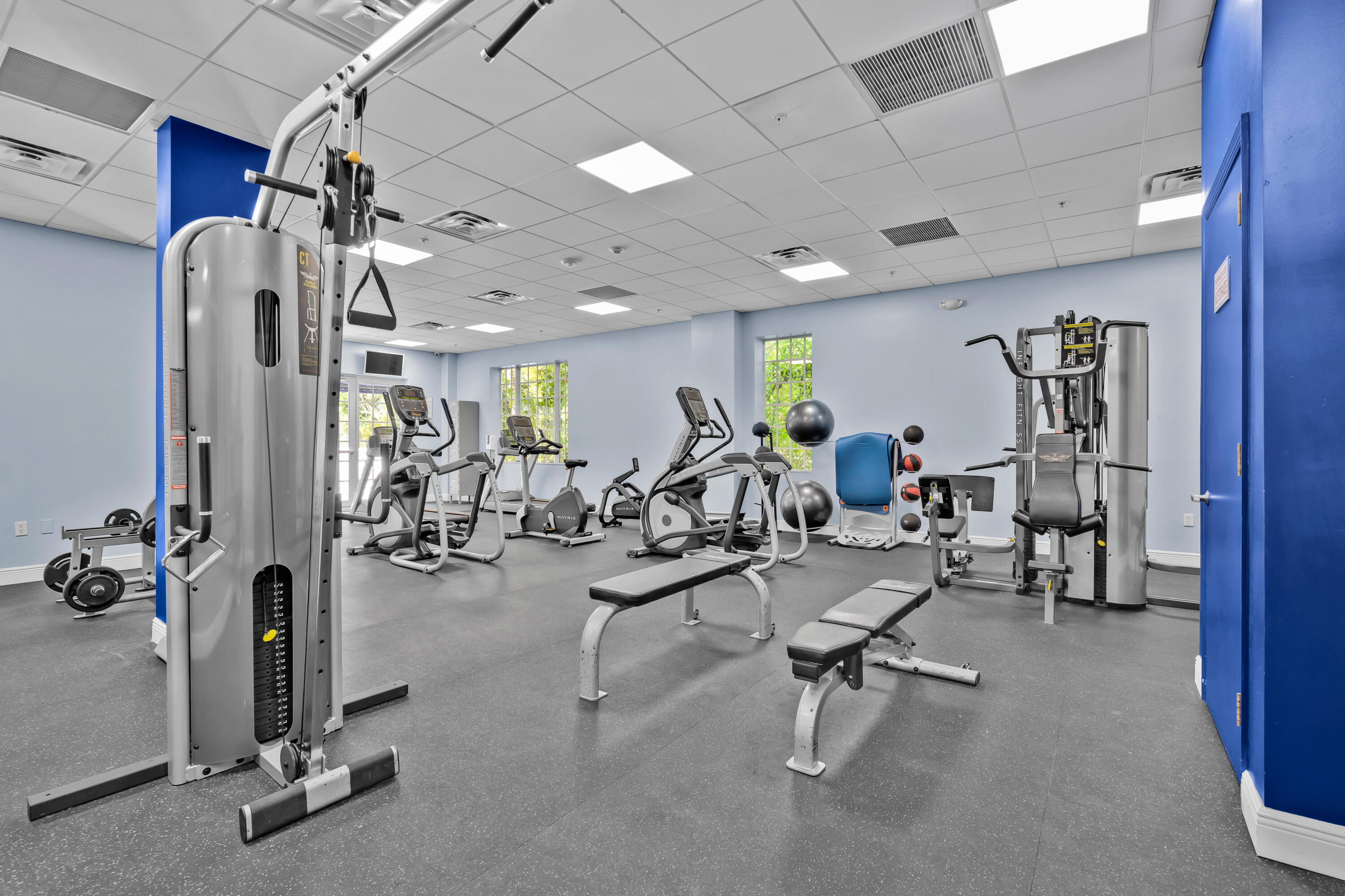 97501 Overseas Highway, Unit 607 Key Largo, FL 33037 - Photo 71 of 73 a view of a room with gym equipment
