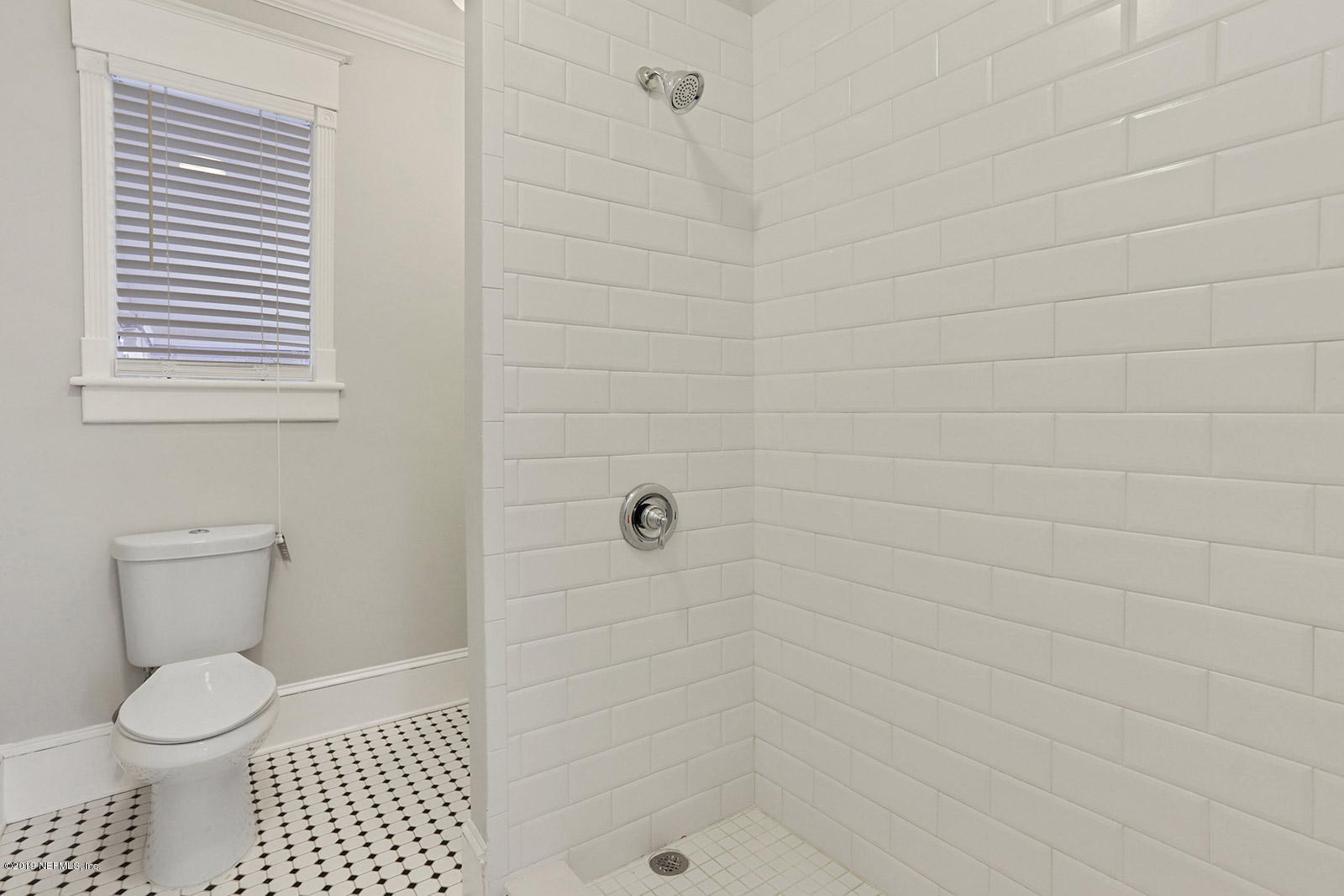 2365 Riverside Avenue Jacksonville, FL 32204 - Photo 20 of 27 Bathroom