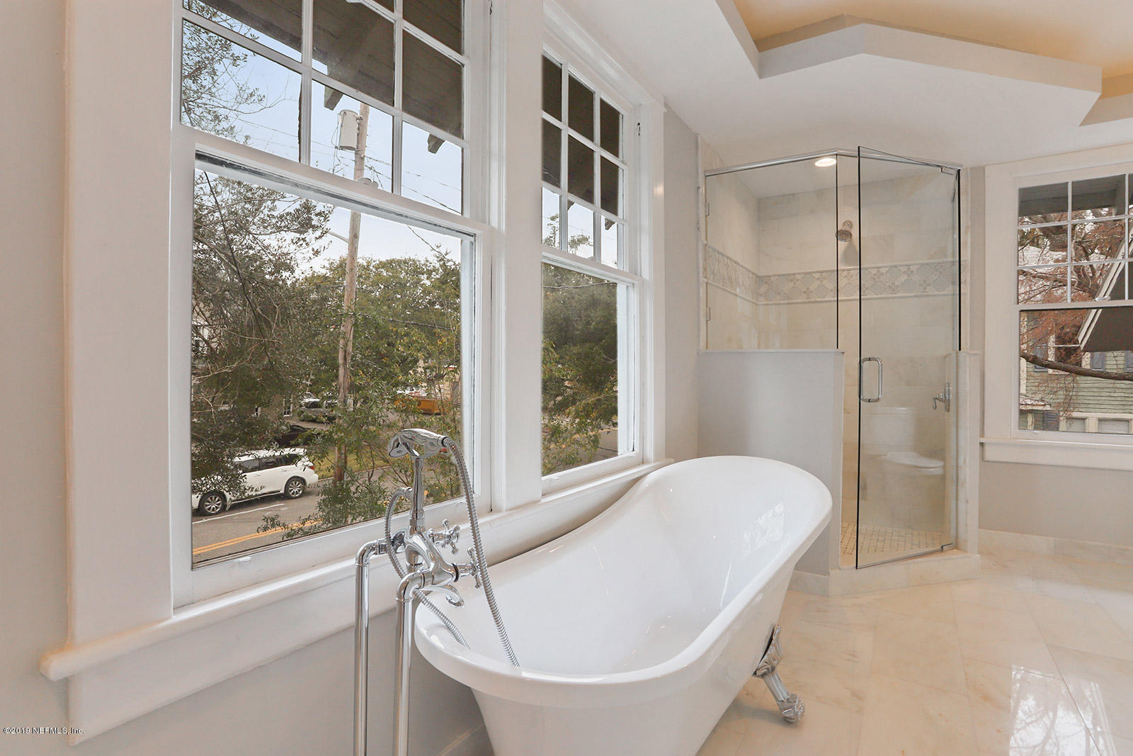2365 Riverside Avenue Jacksonville, FL 32204 - Photo 22 of 27 Master bathroom