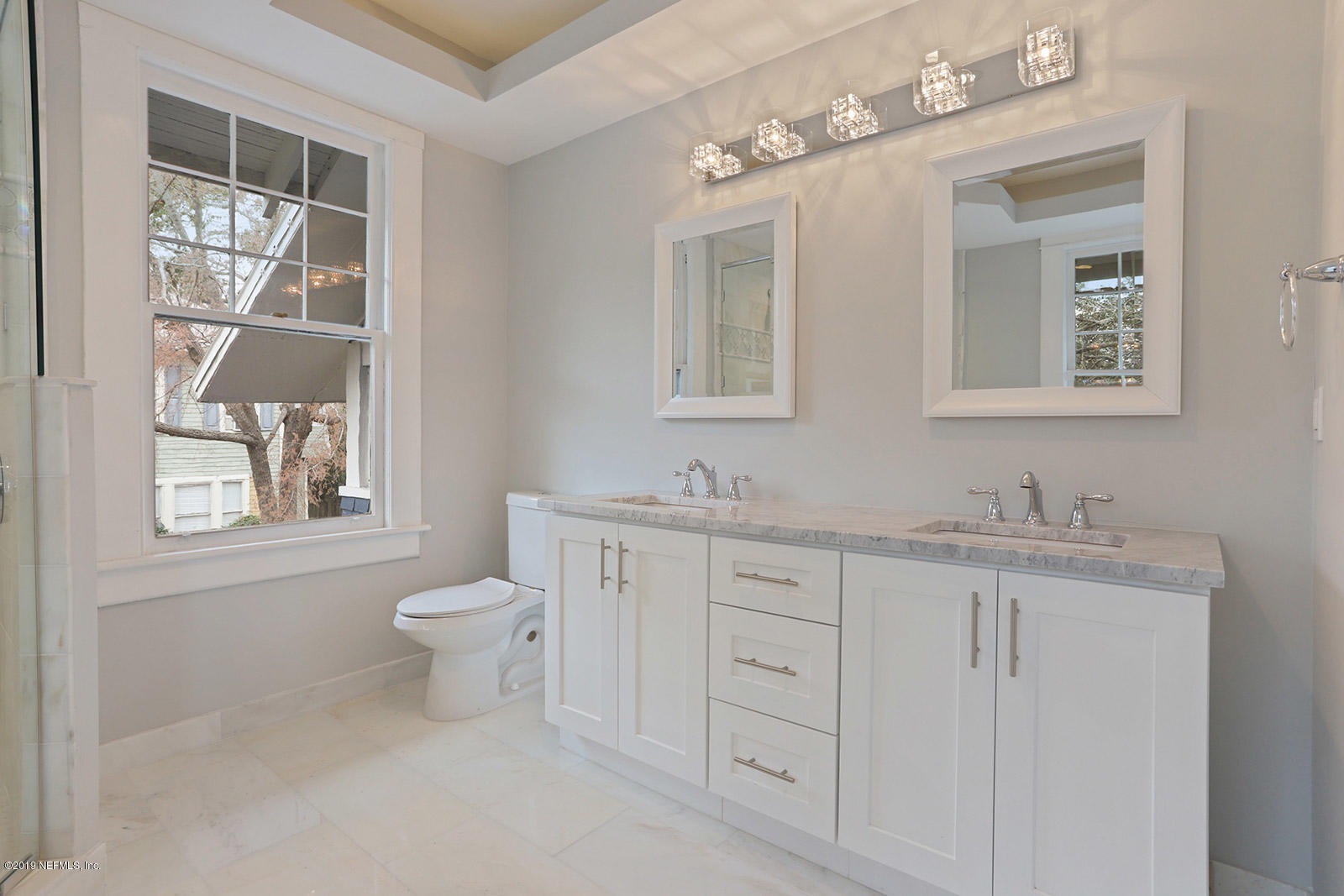 2365 Riverside Avenue Jacksonville, FL 32204 - Photo 23 of 27 Master bathroom