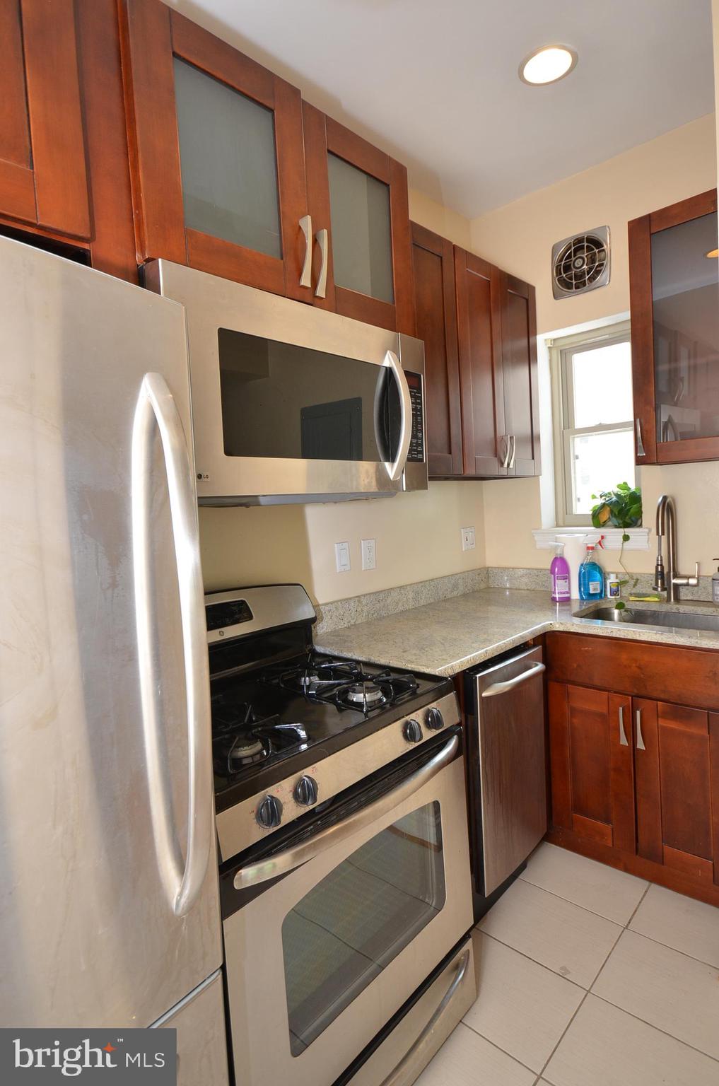 2010 Kalorama Road Northwest, Unit 501 Washington, DC 20009 - Photo 10 of 17