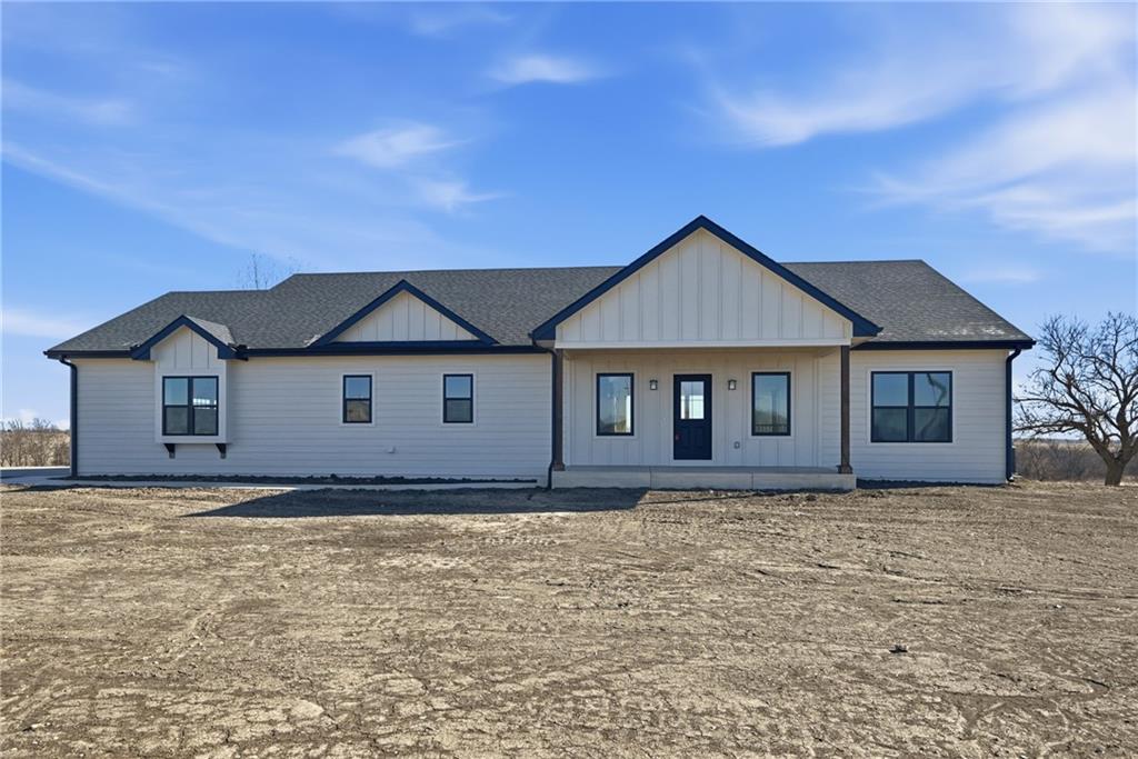 7406 Southwest Docking Road Auburn, KS 66402 - Photo 3 of 42