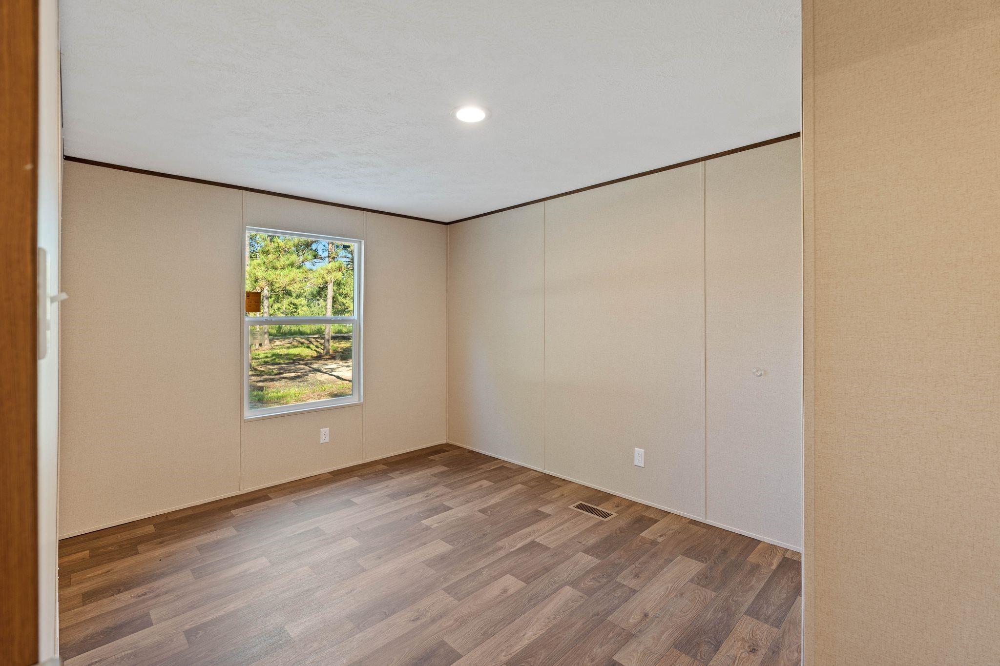 3941 Highline Oaks West Conroe, TX 77306 - Photo 21 of 38 an empty room with a window