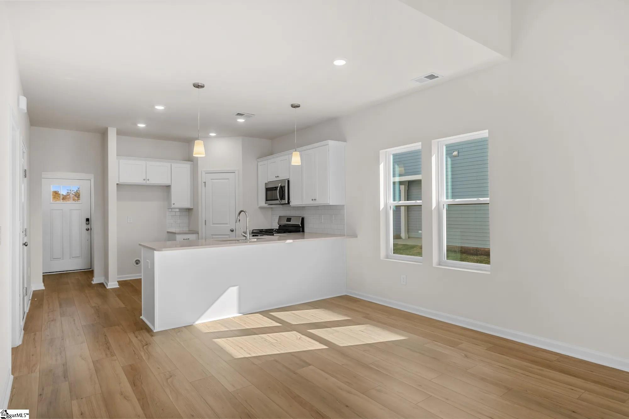 128 Cotesworth Street Pendleton, SC 29670 - Photo 4 of 24