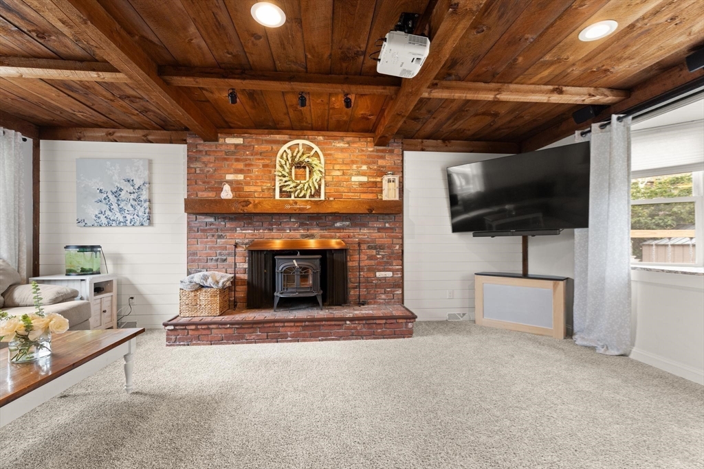 11 Old Farm Road Beverly, MA 01915 - Photo 14 of 41 Gallery Image 14