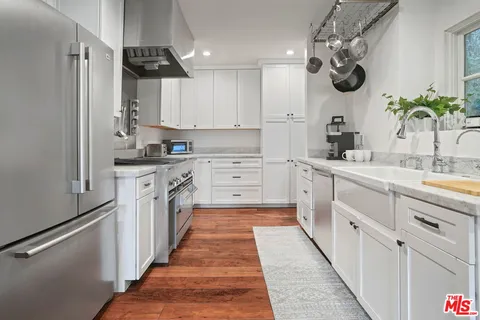 $2,349,000 | 1531 Marmont Avenue, Los Angeles, CA 90069