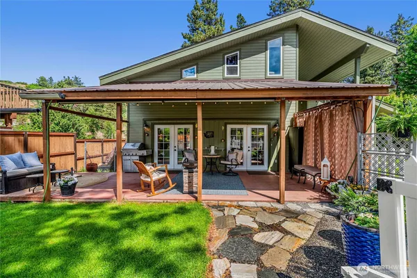 $1,950,000 | 9377 Lone Pine Orchard Road, Leavenworth, WA 98826