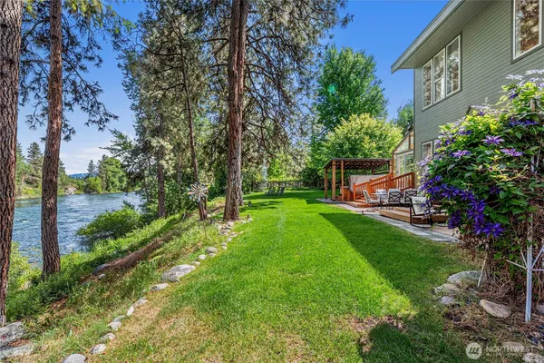 $1,950,000 | 9377 Lone Pine Orchard Road, Leavenworth, WA 98826