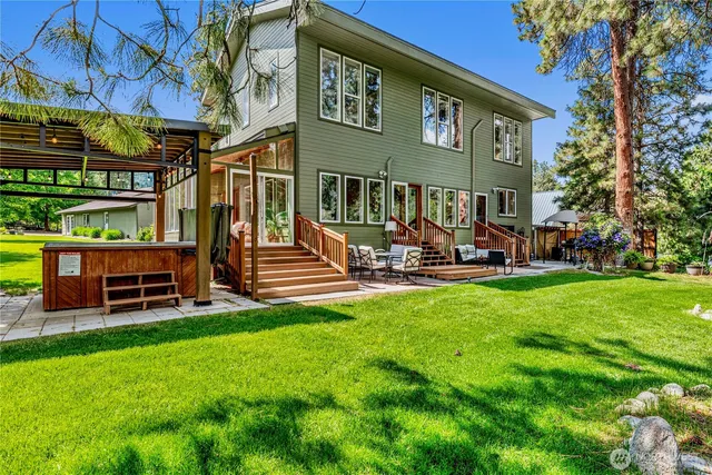 $1,950,000 | 9377 Lone Pine Orchard Road, Leavenworth, WA 98826