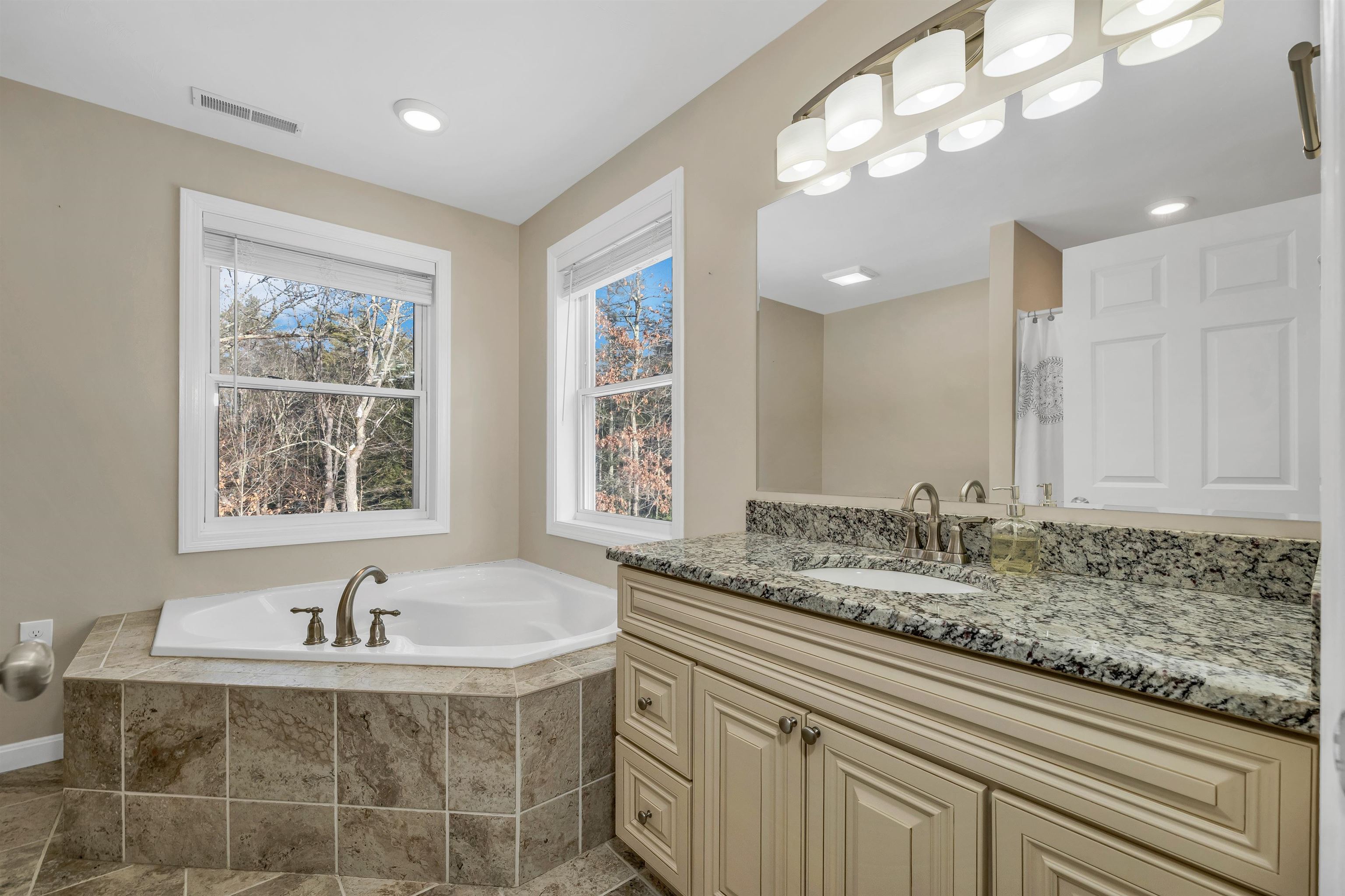 269 Chichester Road Loudon, NH 03307 - Photo 32 of 60