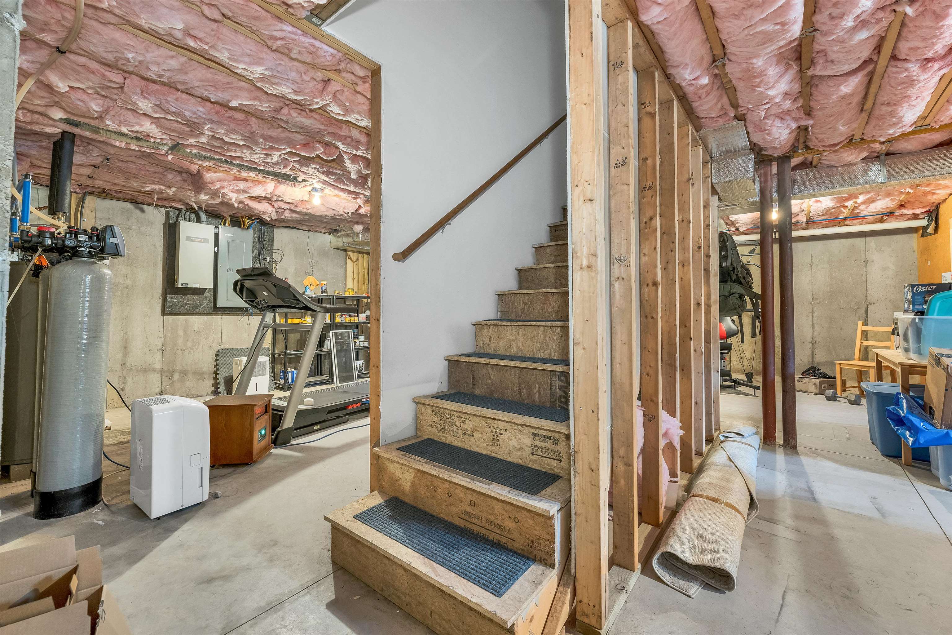 269 Chichester Road Loudon, NH 03307 - Photo 34 of 60