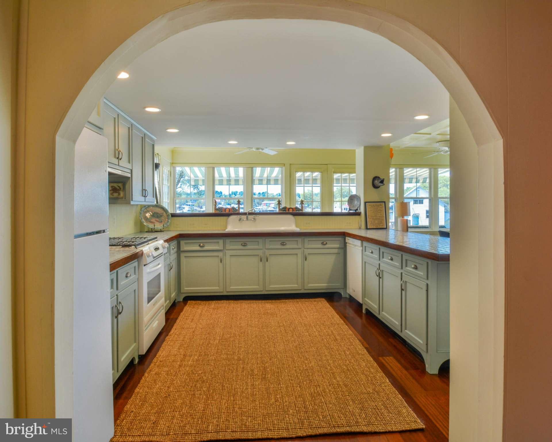 6078 Drum Point Road Deale, MD 20751 - Photo 14 of 30 Kitchen