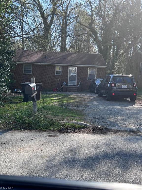 807 Old Winston Road High Point, NC 27265 - Photo 2 of 5 1601 Pershing
